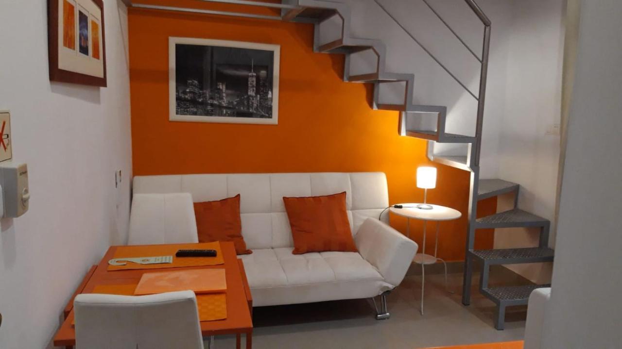 Apartamentos Marques De La Merced มาลากา ภายนอก รูปภาพ