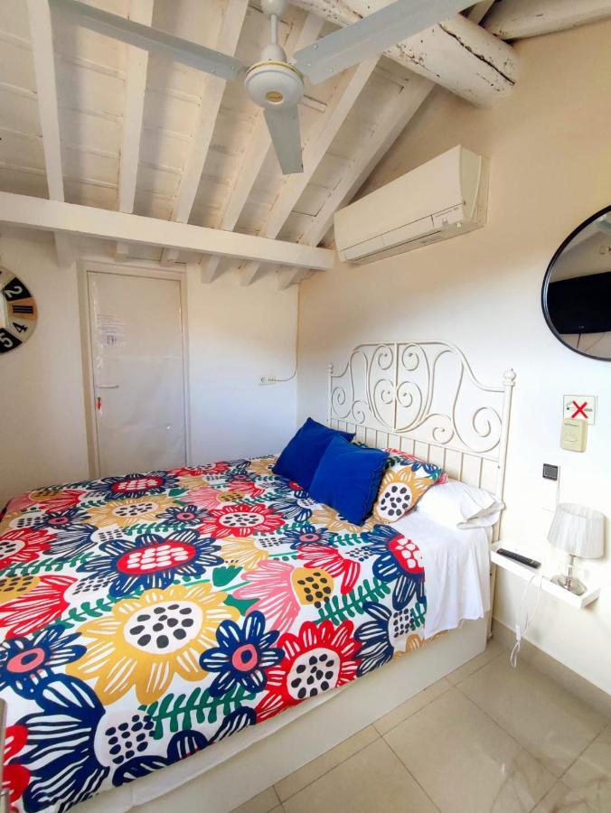 Apartamentos Marques De La Merced มาลากา ภายนอก รูปภาพ