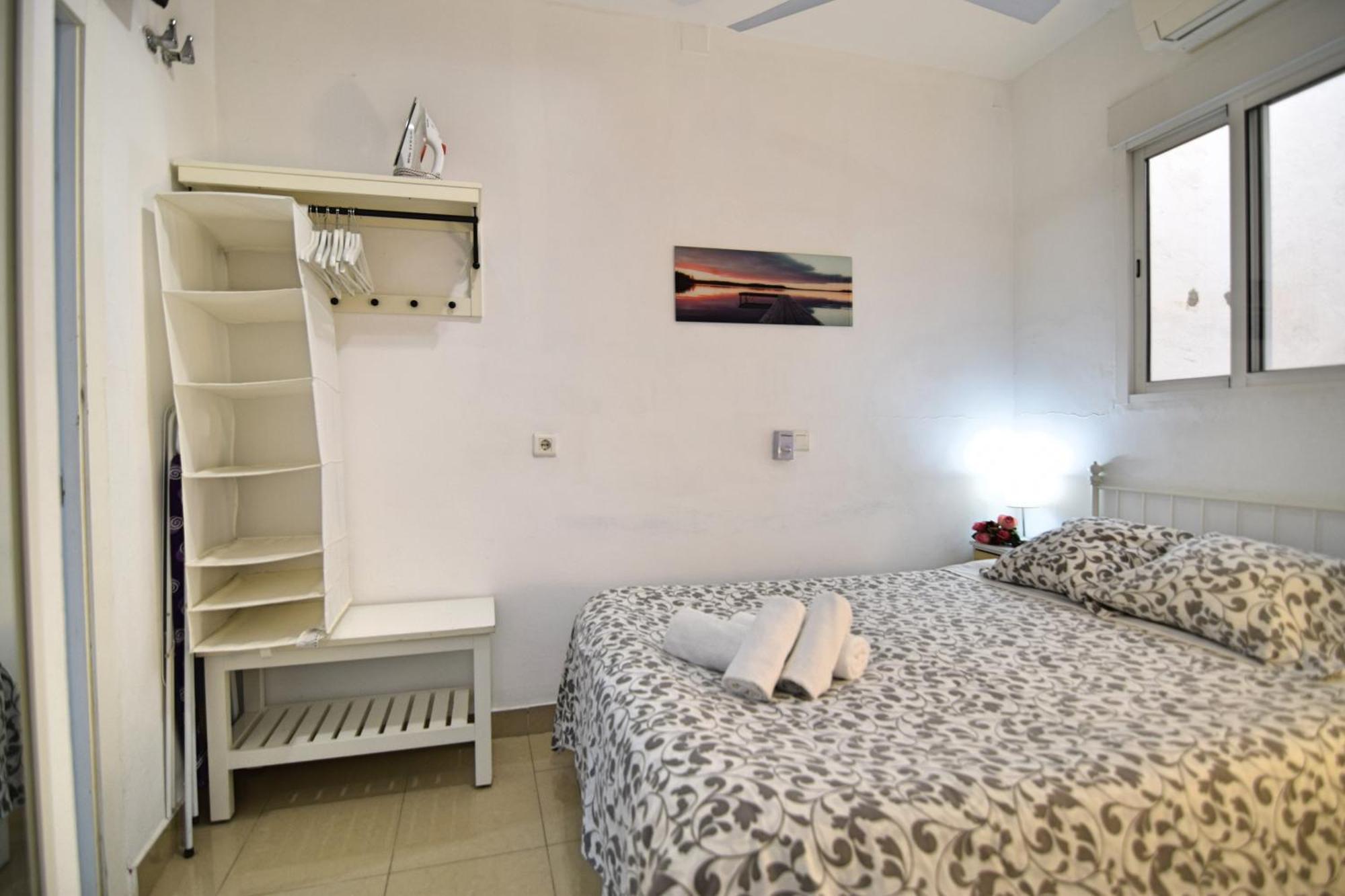 Apartamentos Marques De La Merced มาลากา ภายนอก รูปภาพ