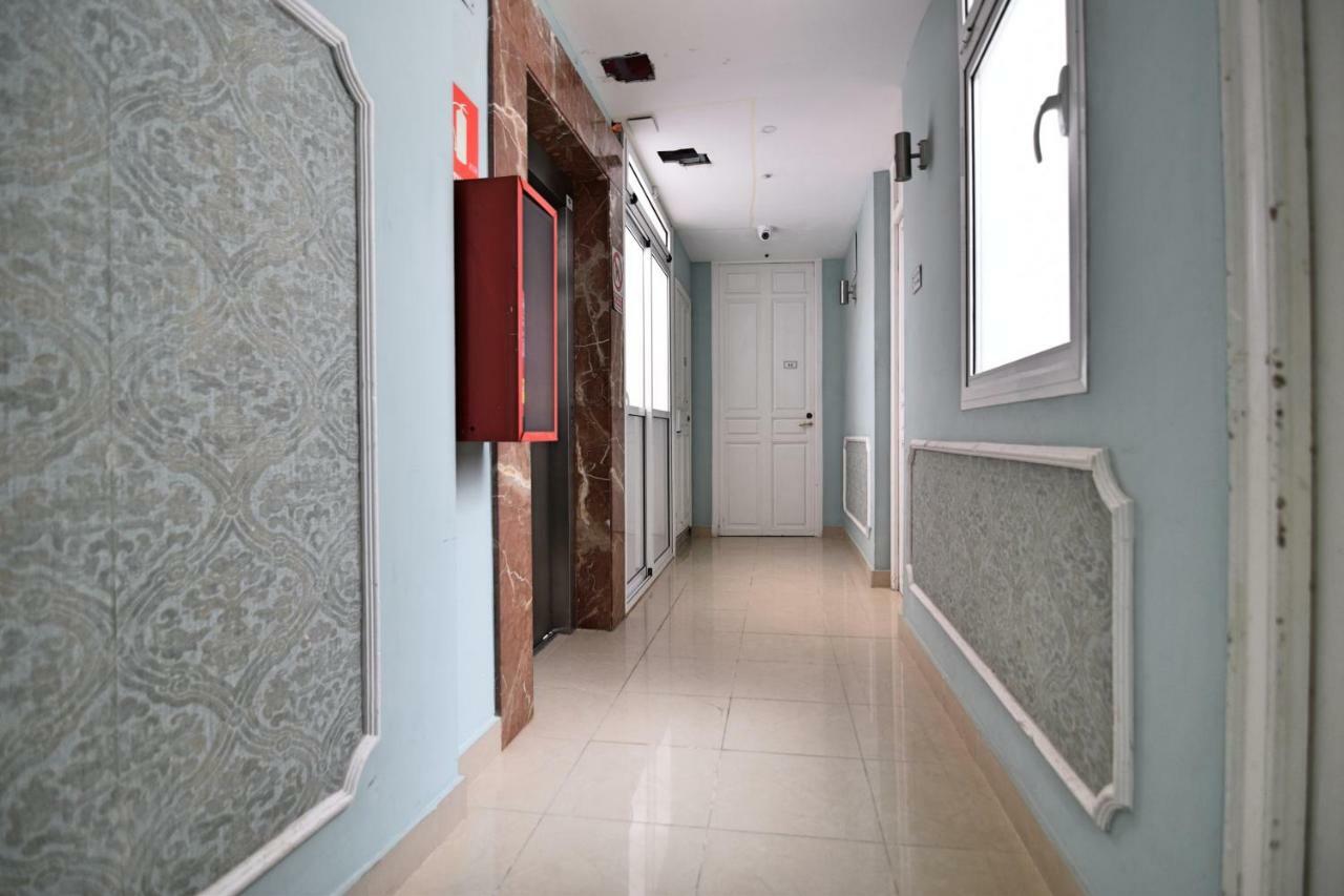 Apartamentos Marques De La Merced มาลากา ภายนอก รูปภาพ